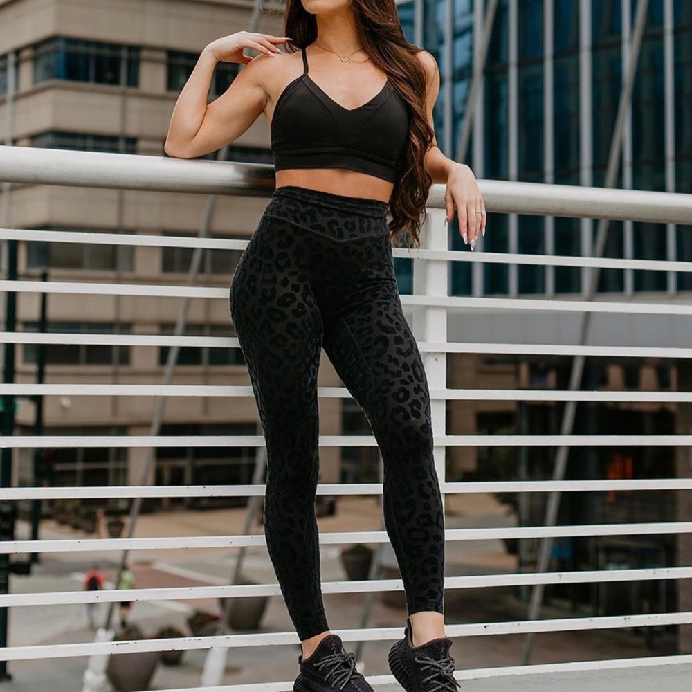 NEW - Balance Athletica - M - LUX pant in panther